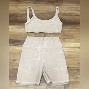 Maqui Saks Fifth Ave luxury activewear neutral biker short and bra set size S